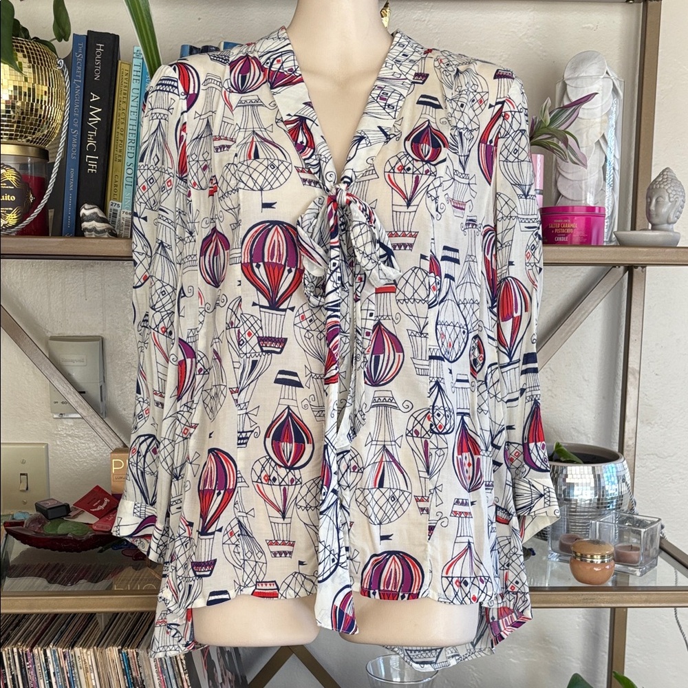 Anthropologie Cream Tie-Neck Blouse with Navy & Red Hot Air Balloon Print